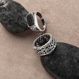 Bague Chevalier Texture Sirène avec Pavé de Spinelle Noir