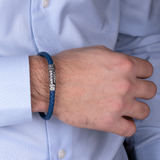 Bracelet en similicuir tressé avec fermeture texturée