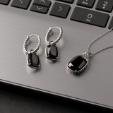 Necklace with Rolo Chain and Mermaid Texture Pendant with Black Spinel