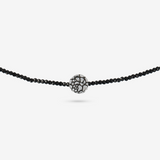 Collana Girocollo di Spinelli Neri con Disco Texture in Argento 925