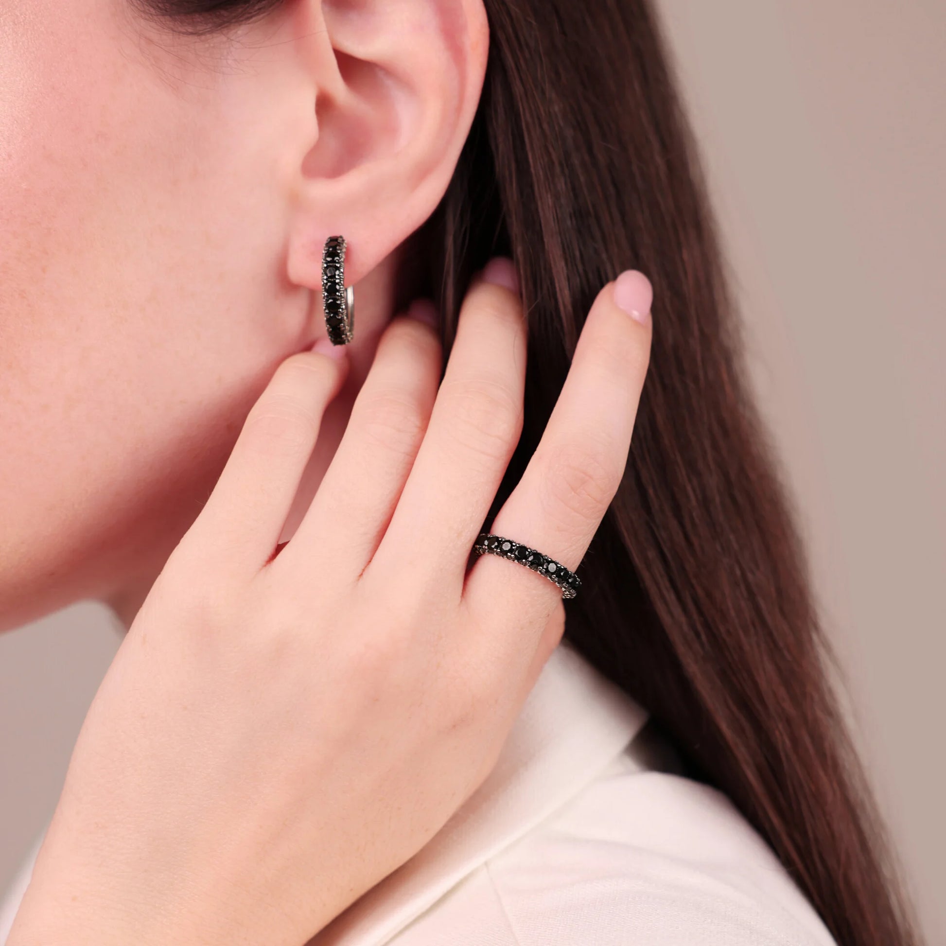 Orecchini a Cerchio Grandi Texture Riccio di Mare con Pietre