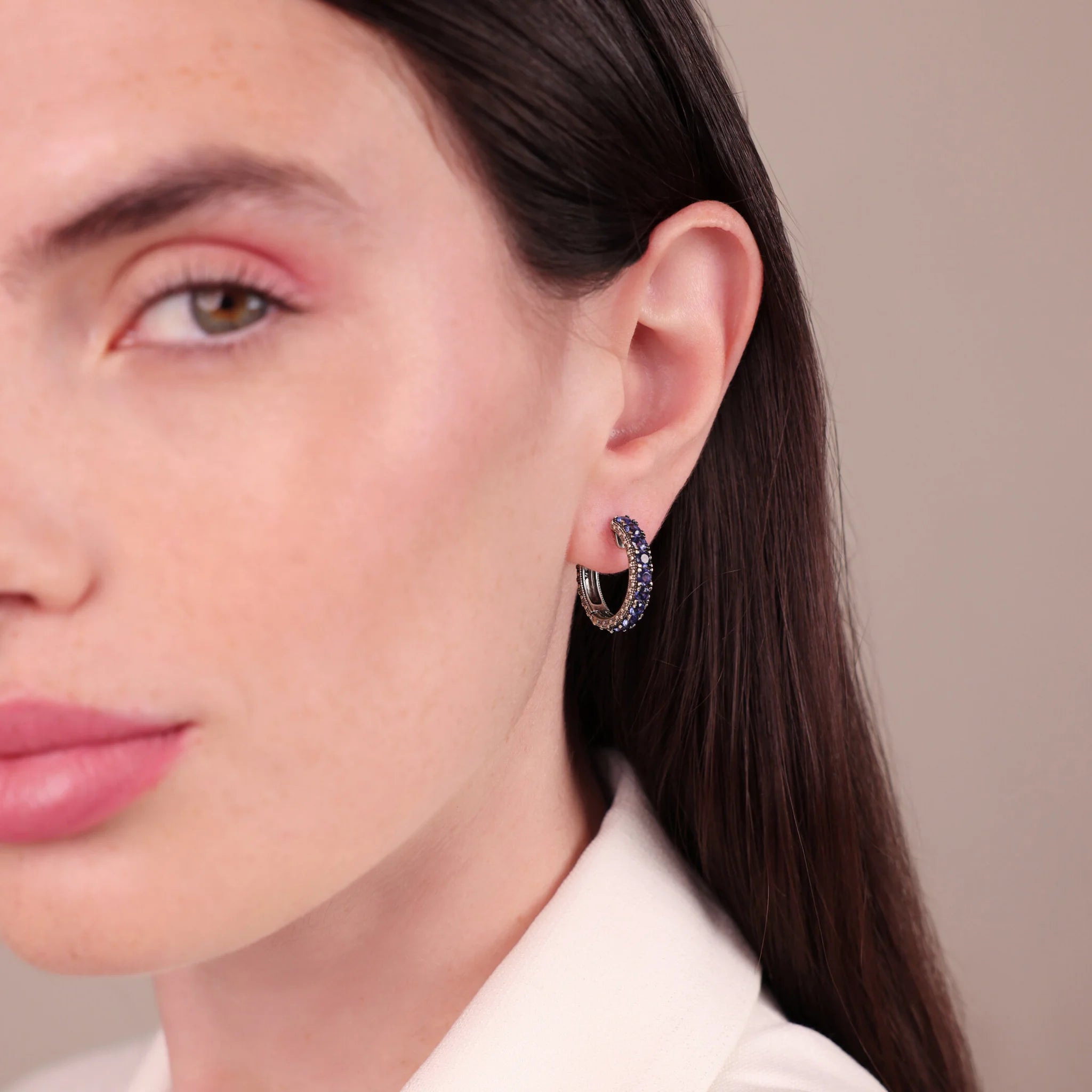 Orecchini a Cerchio Grandi Texture Riccio di Mare con Pietre