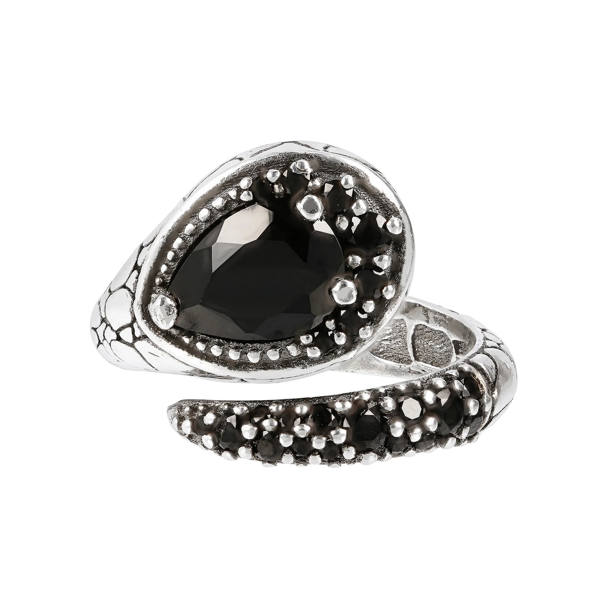 Contrarié ring with Black Spinel
