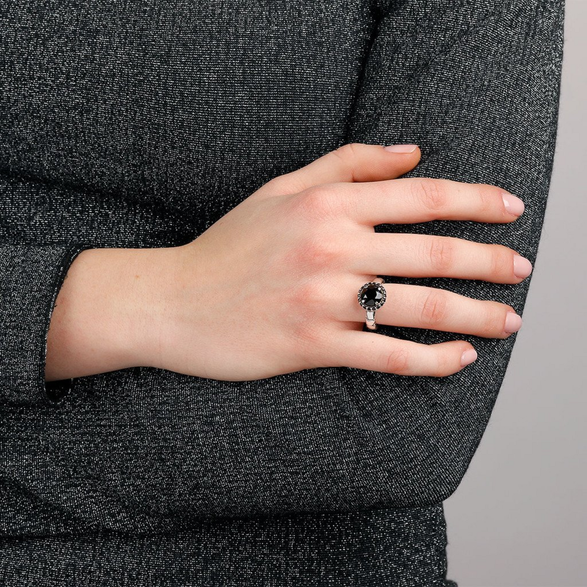 Mermaid Texture Ring with Natural Stone and Pavé