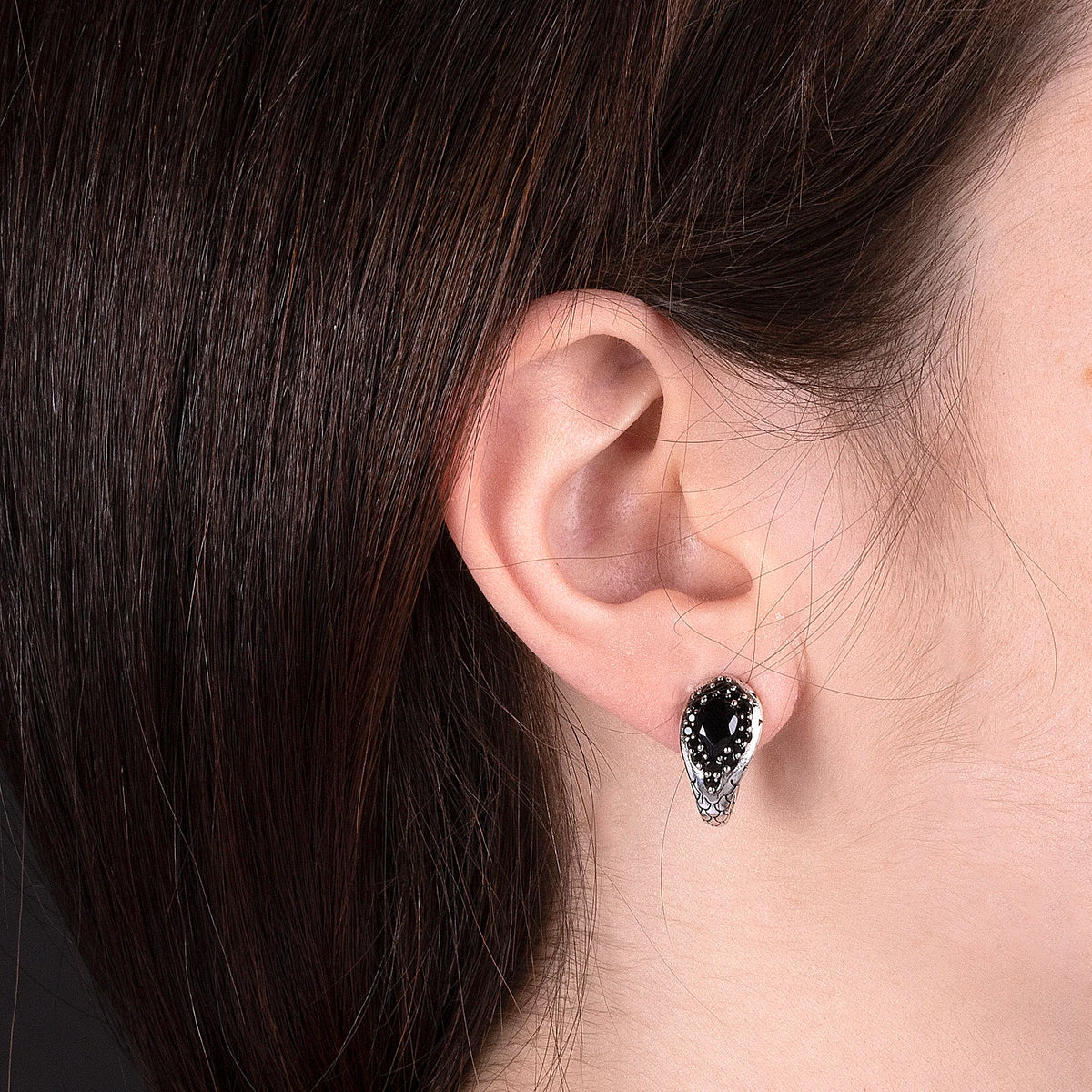 Boucles d'Oreilles Demi-Cercle avec Spinelle Noir