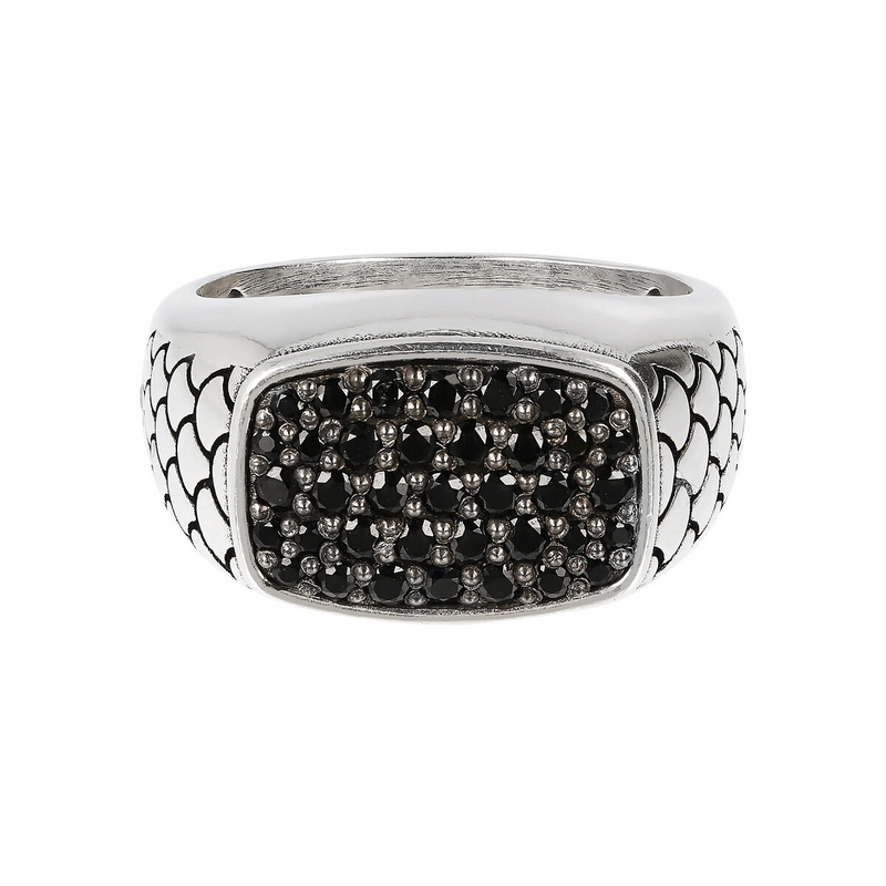 Mermaid Texture Chevalier Ring with Black Spinel Pavé
