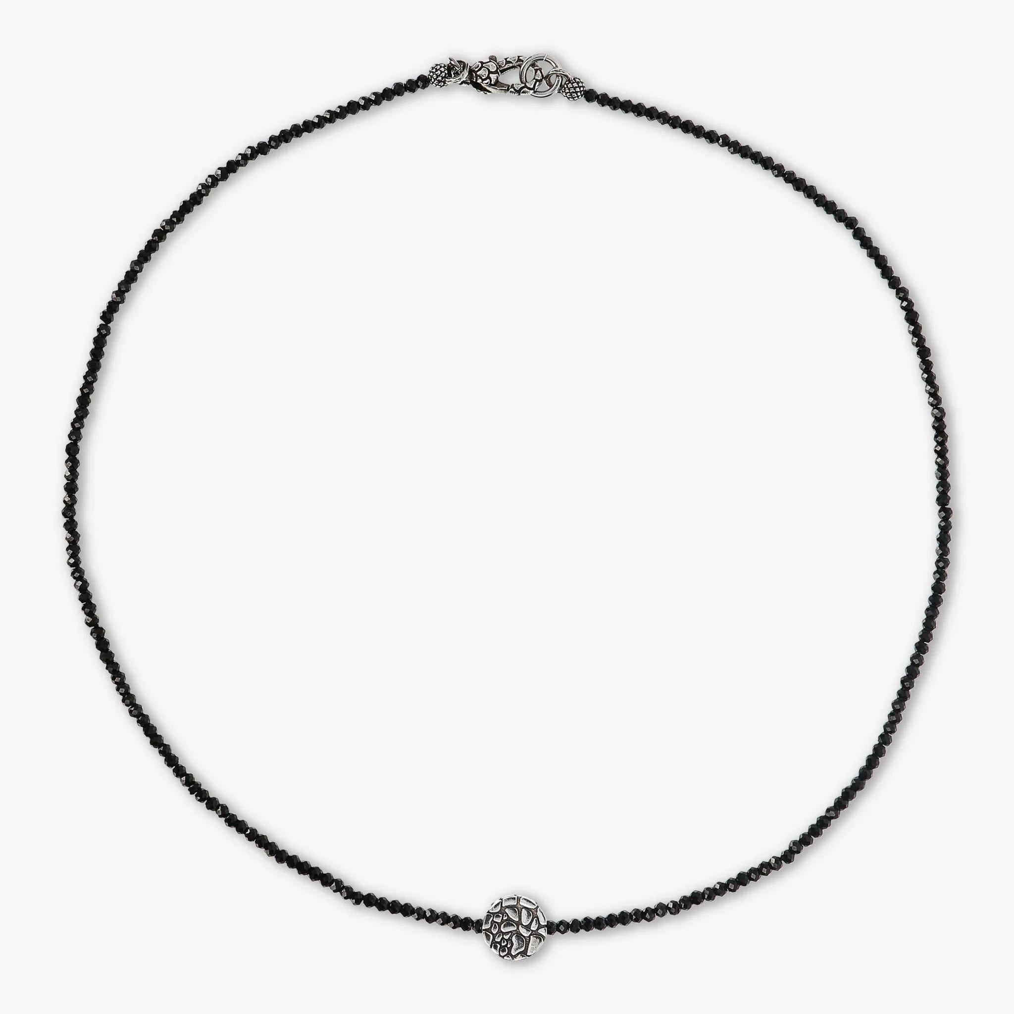Collana Girocollo di Spinelli Neri con Disco Texture in Argento 925