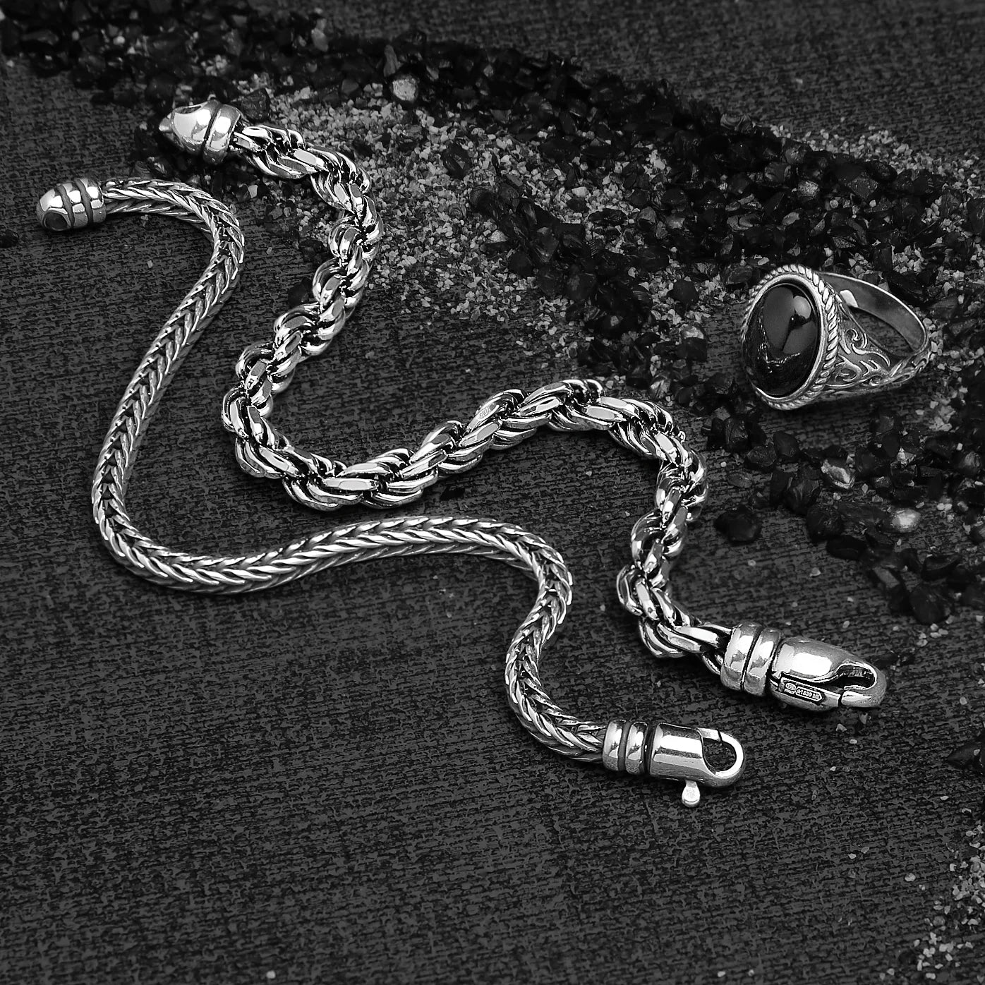 Bracciale con Catena Intrecciata in Argento 925