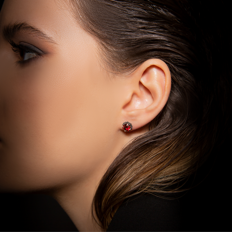 Ohrringe mit Seeigel-Textur und Naturstein